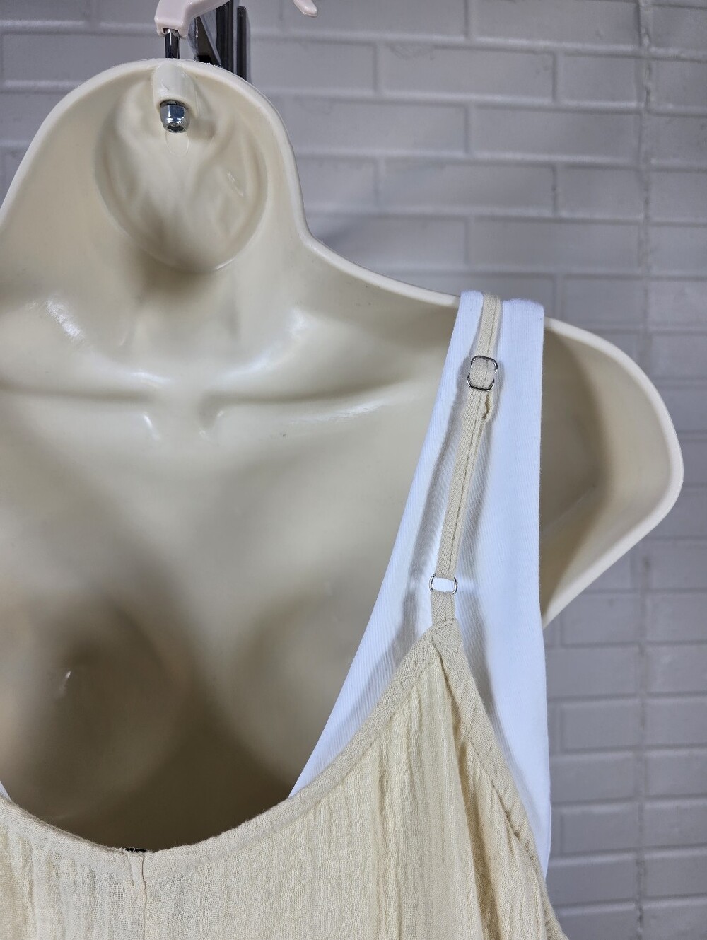 Hunter and Brown Cream Gauze Wide Leg Jumpsuit Size Large - Picture 7 of 12